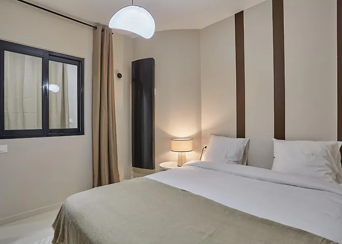 Apartment Center Of Paris By Studio Prestige